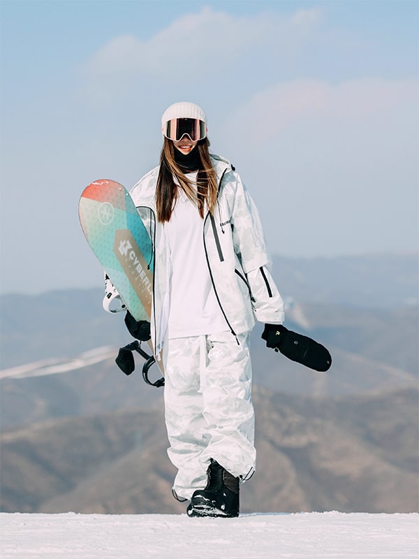 Women's North White Snowsafari Jacket & Pants Set